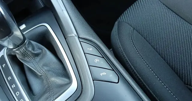 FORD Mondeo 2.0 TDCi STart-Stopp PowerShift-Aut Titanium