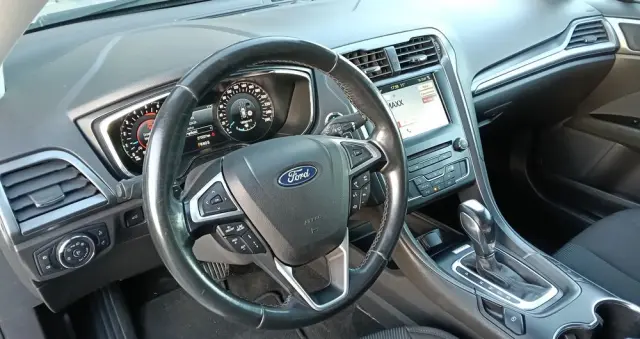 FORD Mondeo 2.0 TDCi STart-Stopp PowerShift-Aut Titanium