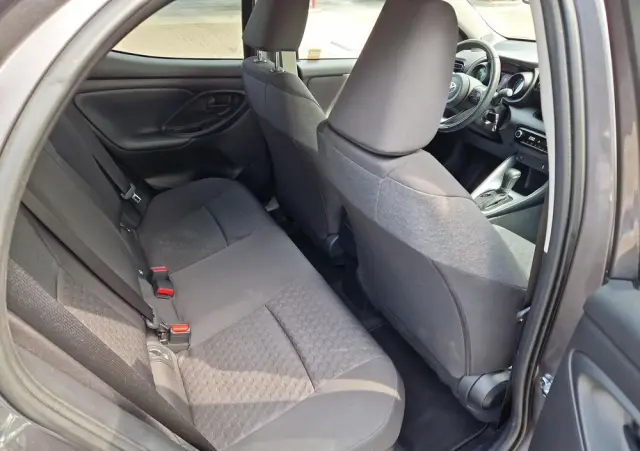 TOYOTA Yaris Hybrid 1.5 Comfort