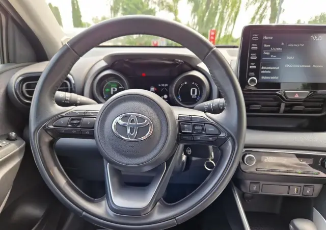 TOYOTA Yaris Hybrid 1.5 Comfort