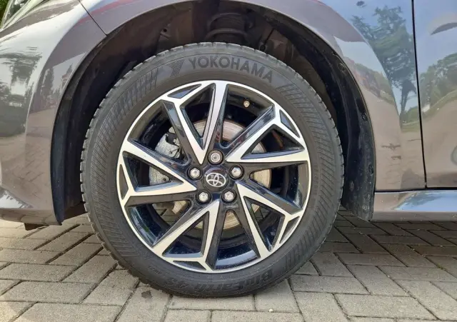 TOYOTA Yaris Hybrid 1.5 Comfort