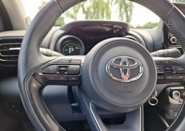 TOYOTA Yaris Hybrid 1.5 Comfort