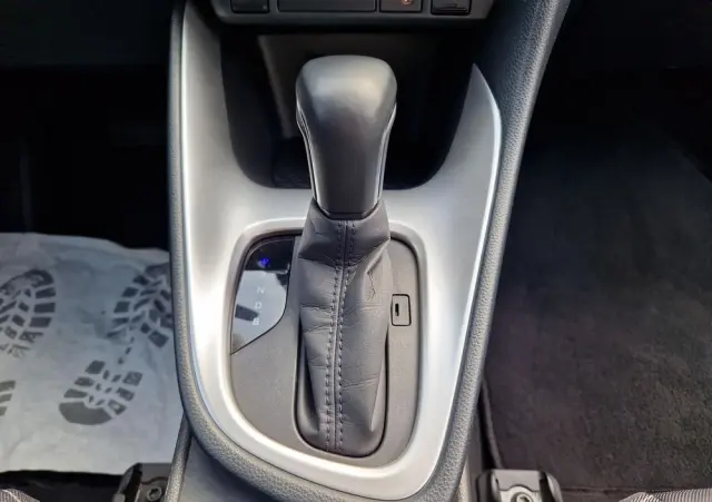 TOYOTA Yaris Hybrid 1.5 Comfort