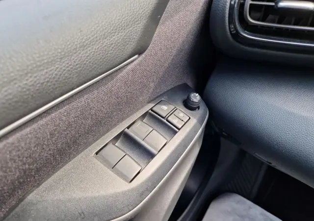 TOYOTA Yaris Hybrid 1.5 Comfort