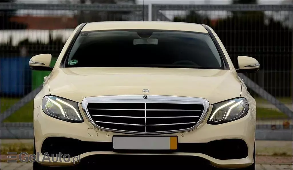 MERCEDES-BENZ Klasa E 