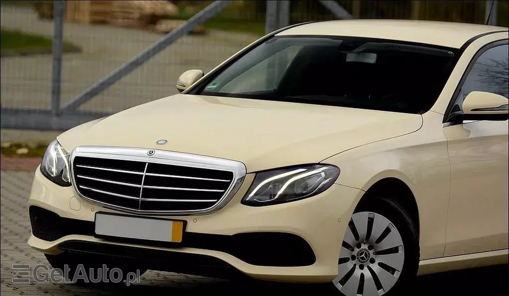 MERCEDES-BENZ Klasa E 