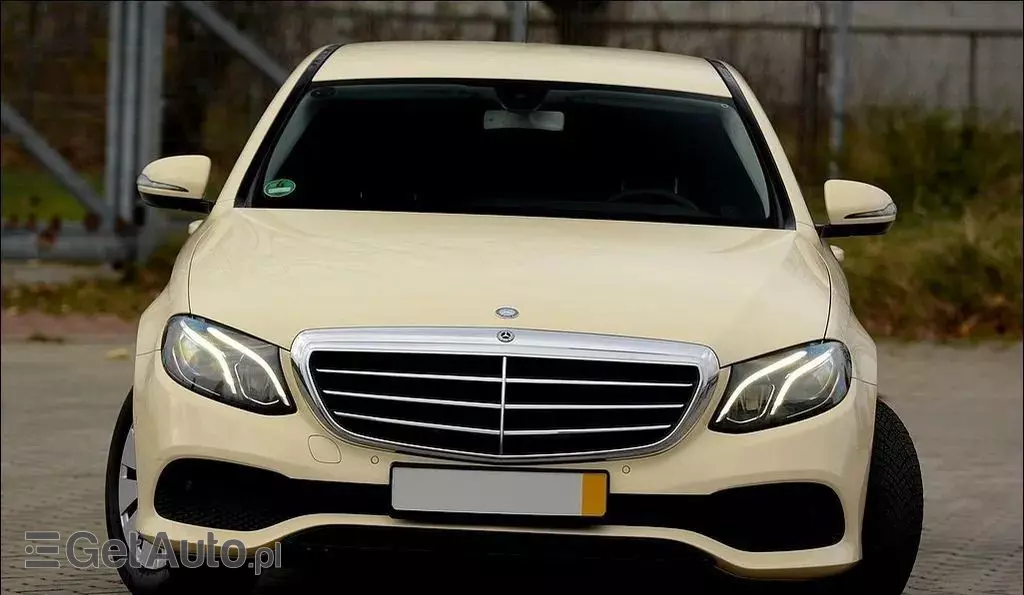 MERCEDES-BENZ Klasa E 