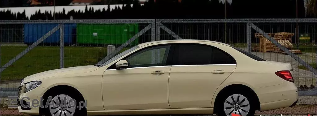 MERCEDES-BENZ Klasa E 