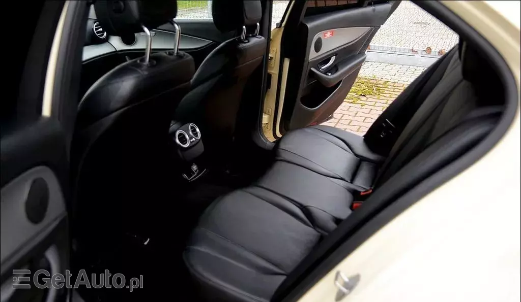 MERCEDES-BENZ Klasa E 