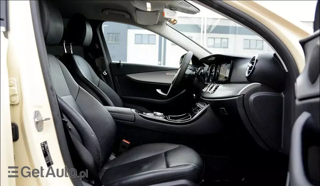 MERCEDES-BENZ Klasa E 