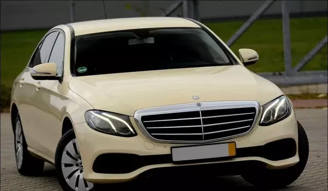 MERCEDES-BENZ Klasa E 