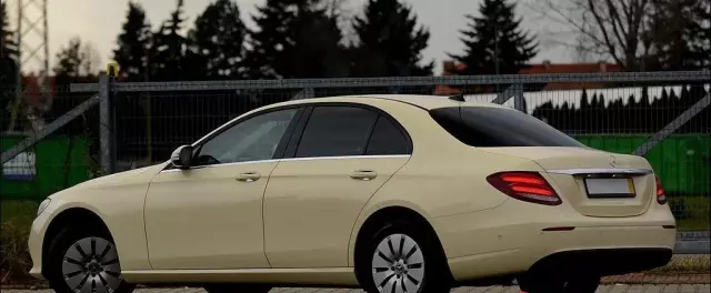 MERCEDES-BENZ Klasa E 