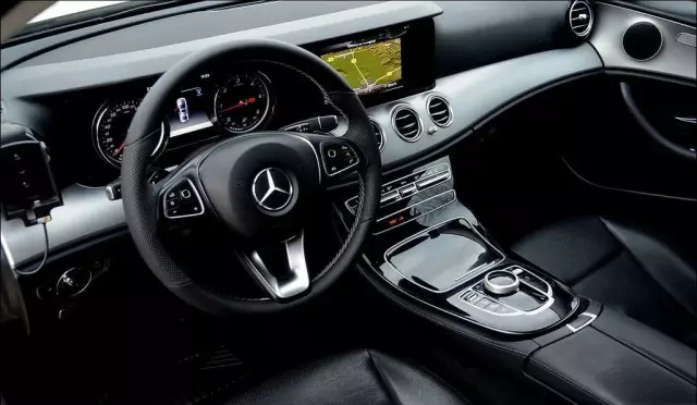 MERCEDES-BENZ Klasa E 