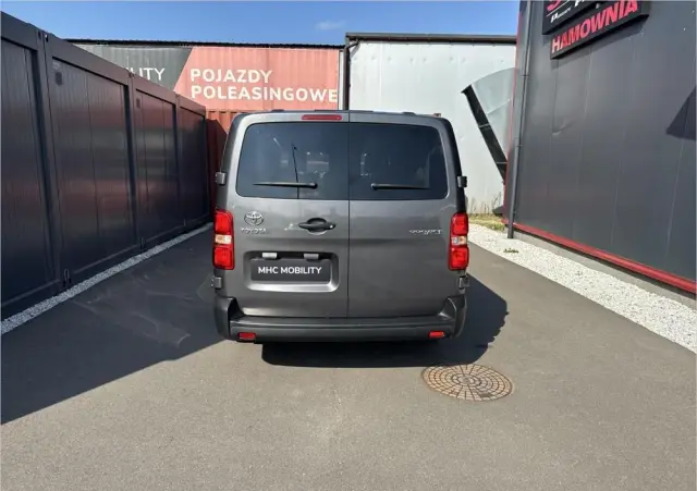 TOYOTA Proace Verso 2.0 D4-D Long Family