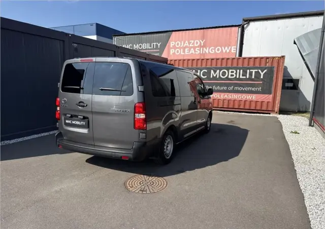 TOYOTA Proace Verso 2.0 D4-D Long Family
