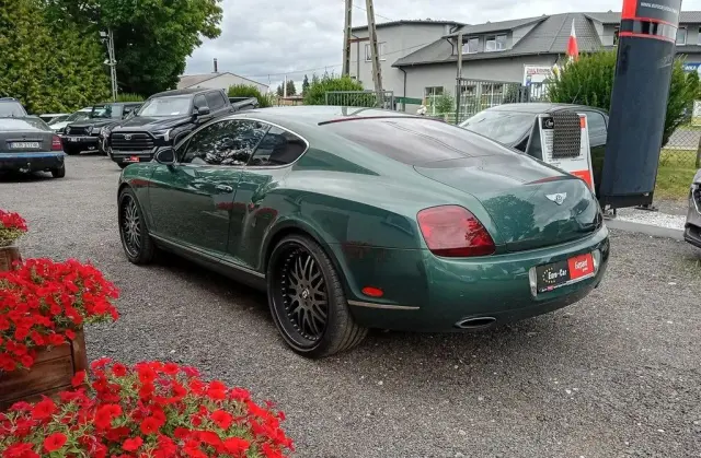 BENTLEY Continental 