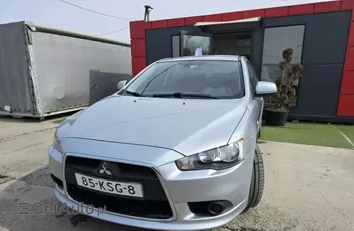 MITSUBISHI Lancer 