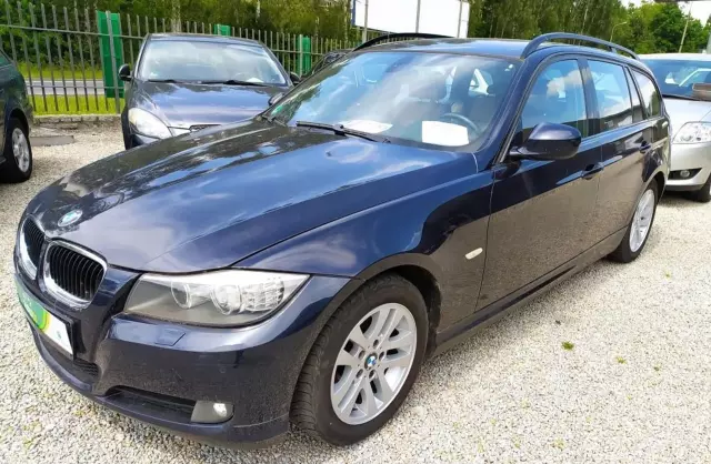 BMW Seria 3 320d (177 KM)