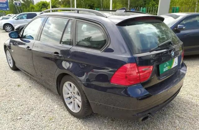 BMW Seria 3 320d (177 KM)