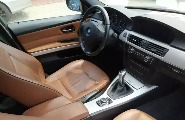 BMW Seria 3 320d (177 KM)