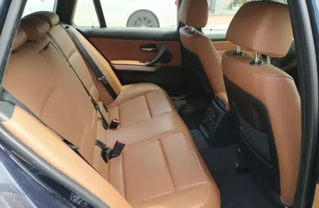 BMW Seria 3 320d (177 KM)