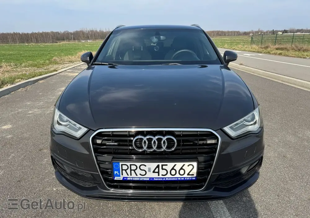 AUDI A3 Sportback 2.0 TDI (clean diesel) S line Sportpaket