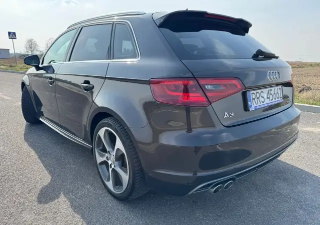 AUDI A3 Sportback 2.0 TDI (clean diesel) S line Sportpaket