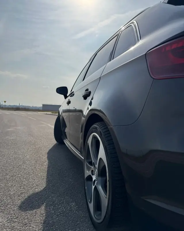 AUDI A3 Sportback 2.0 TDI (clean diesel) S line Sportpaket