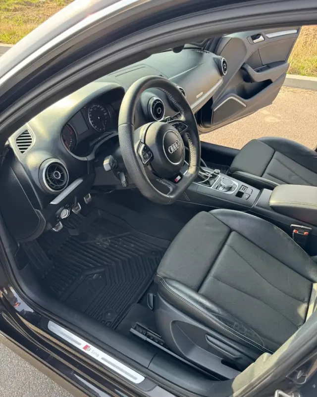 AUDI A3 Sportback 2.0 TDI (clean diesel) S line Sportpaket