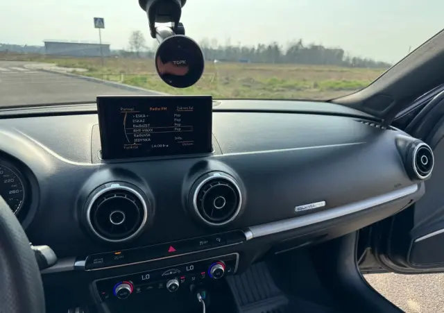 AUDI A3 Sportback 2.0 TDI (clean diesel) S line Sportpaket