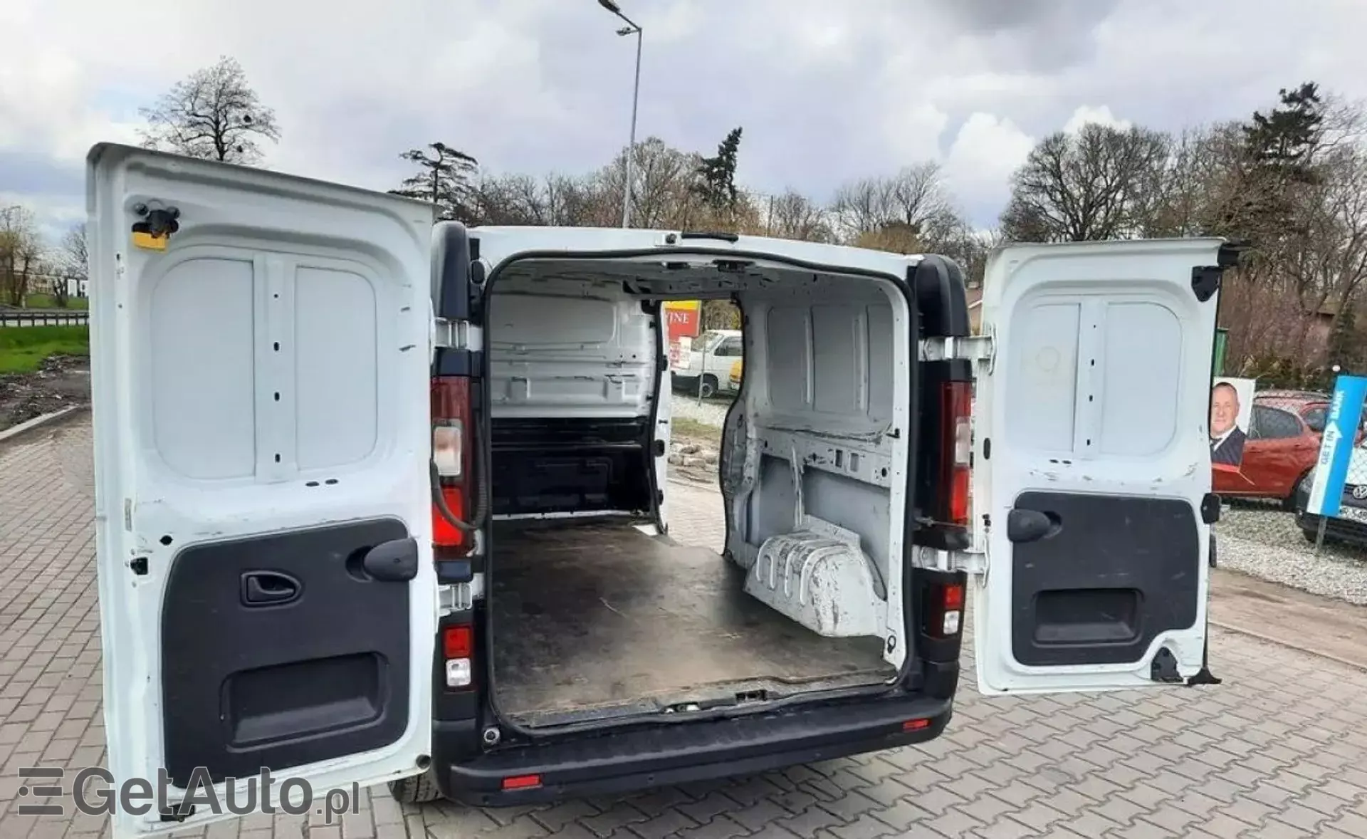 RENAULT Trafic 