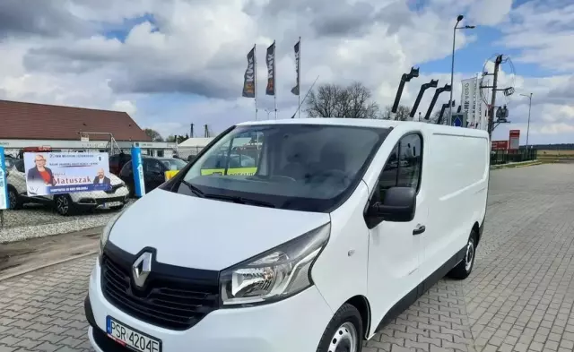 RENAULT Trafic 