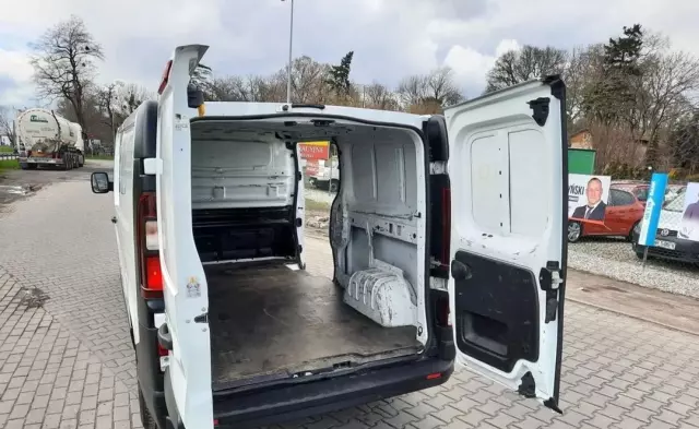 RENAULT Trafic 