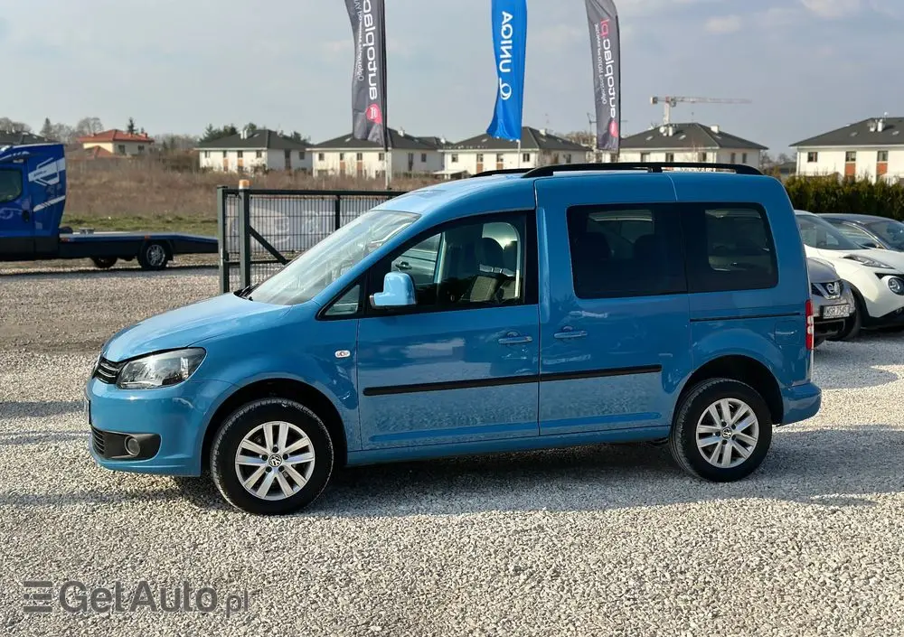 VOLKSWAGEN Caddy 4Motion