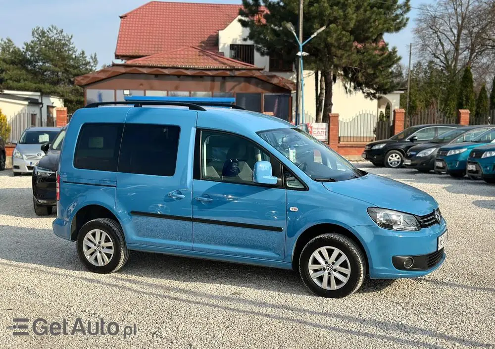 VOLKSWAGEN Caddy 4Motion
