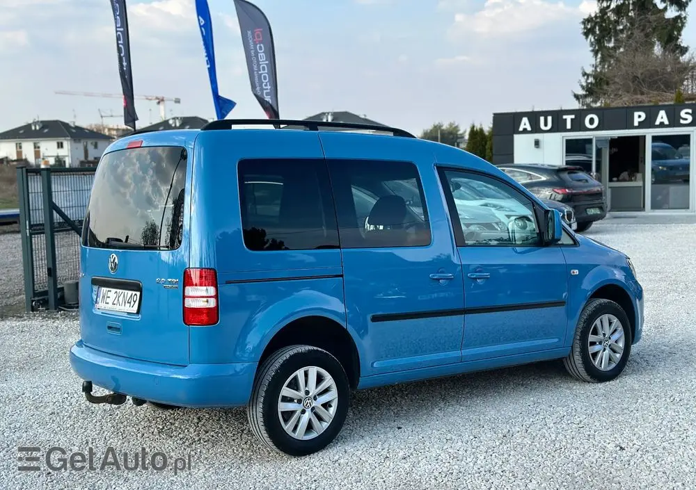 VOLKSWAGEN Caddy 4Motion