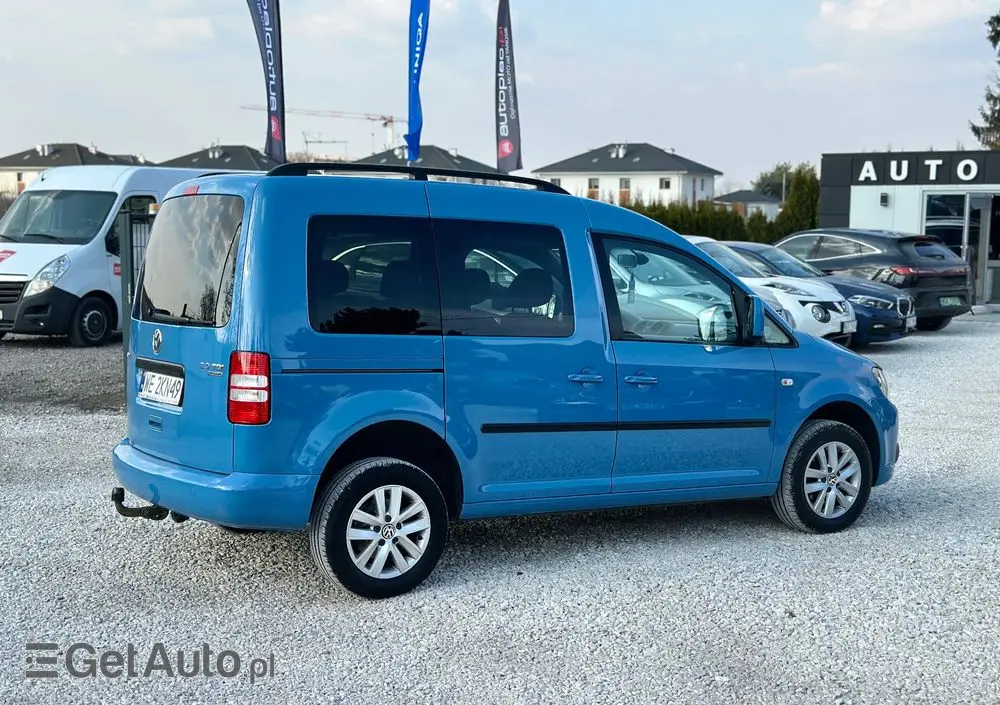 VOLKSWAGEN Caddy 4Motion