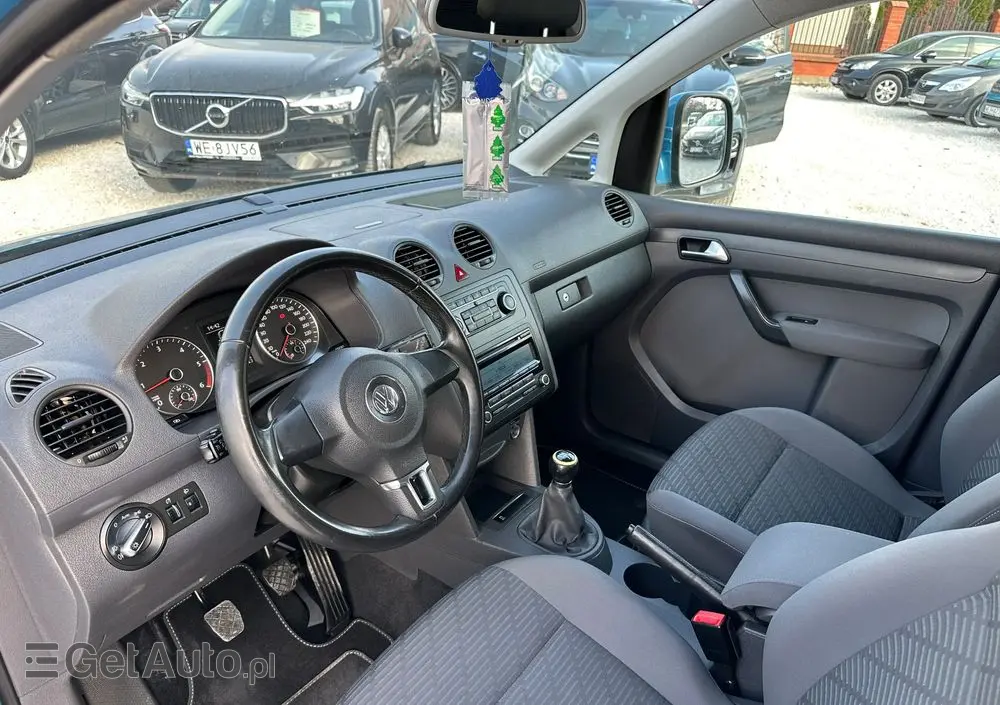 VOLKSWAGEN Caddy 4Motion