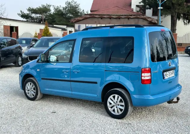VOLKSWAGEN Caddy 4Motion