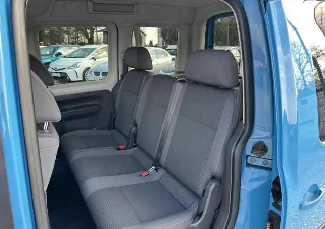 VOLKSWAGEN Caddy 4Motion