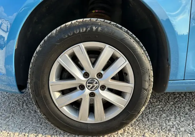 VOLKSWAGEN Caddy 4Motion