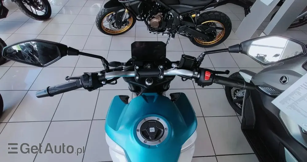 VOGE R125 