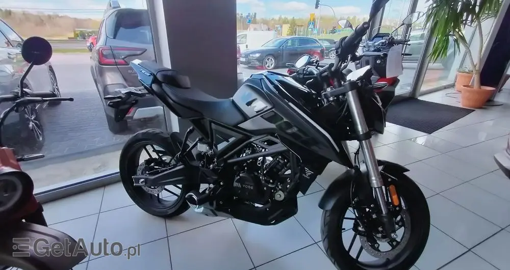 VOGE R125 