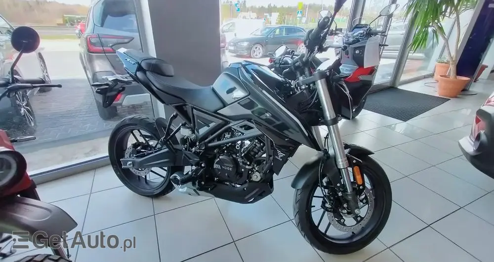 VOGE R125 