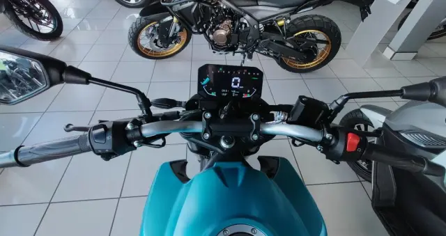 VOGE R125 