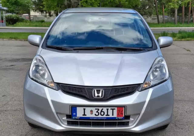 HONDA Jazz 1.2 i-VTEC Trend