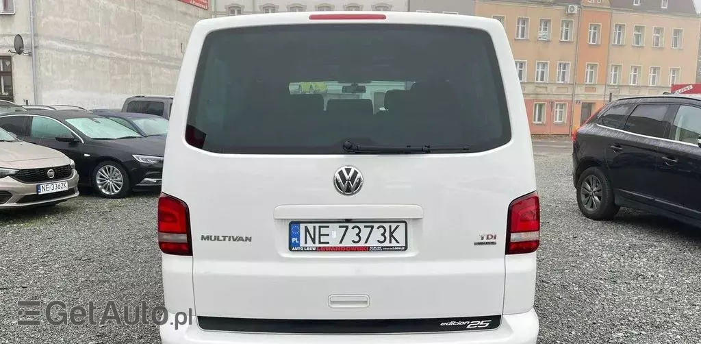 VOLKSWAGEN Multivan 