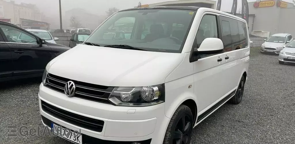 VOLKSWAGEN Multivan 