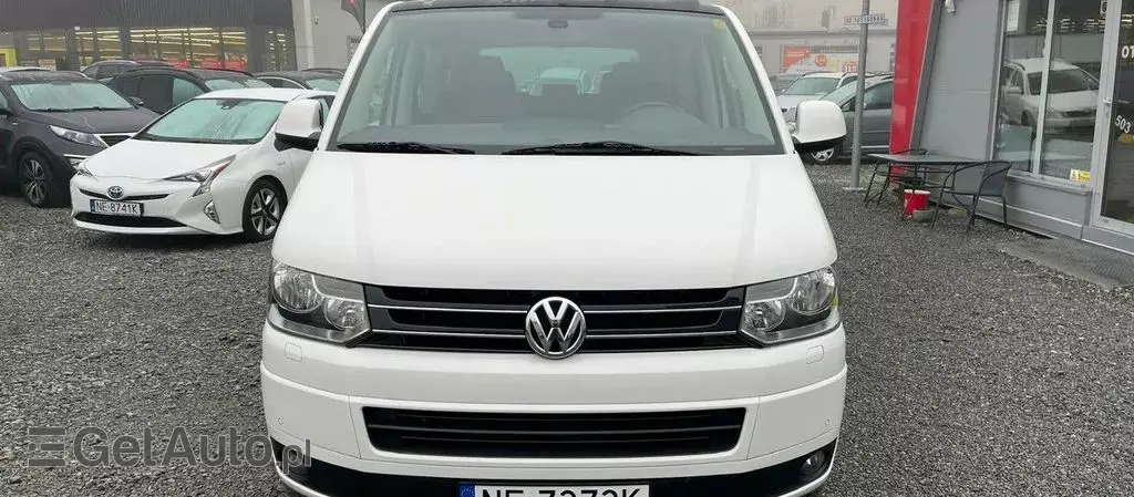 VOLKSWAGEN Multivan 