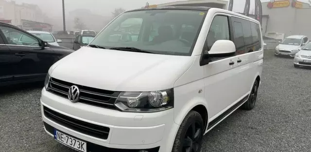 VOLKSWAGEN Multivan 